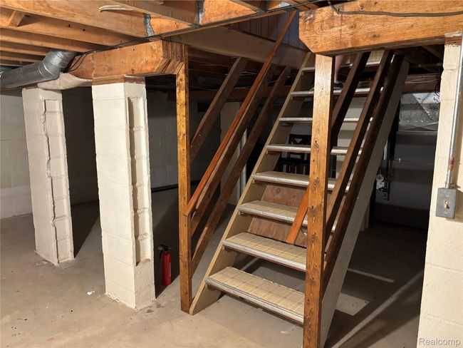 Basement steps | Image 20
