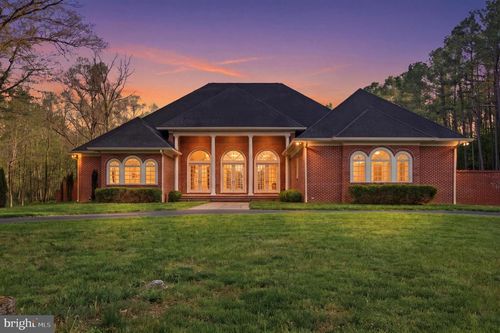 84 Rock Hall Farm Ln, BERRYVILLE, VA, 22611-3275 | Card Image