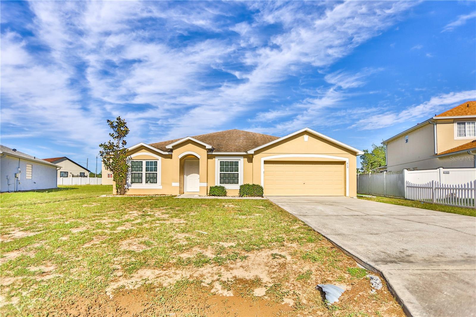Erie Dr, Kissimmee, FL 34759