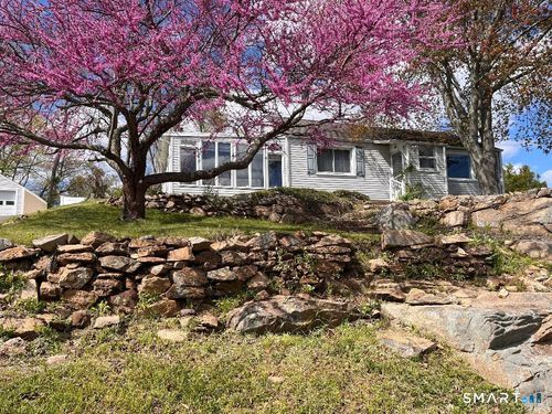 37 Hartman Ave, East Haven, CT, 06512-4115 | Card Image