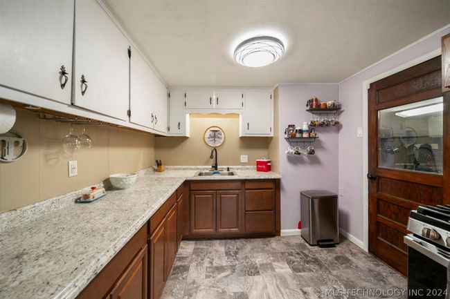 111 W Church Ave, House other with 3 bedrooms, 1 bathrooms and null parking in Fairland OK | Image 9
