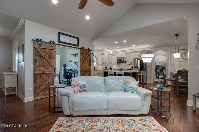 418 Cheeyo Pl, House other with 3 bedrooms, 2 bathrooms and null parking in Loudon TN | Image 15