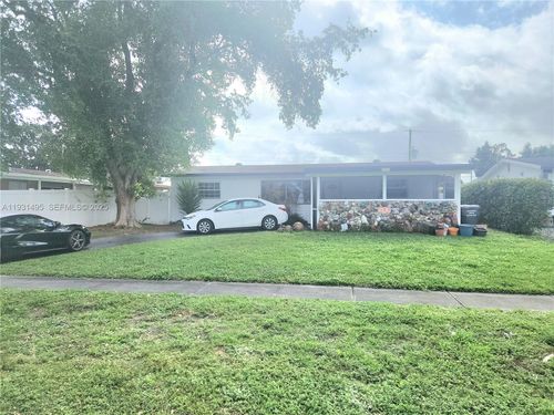 7610 Atlanta St, Hollywood, FL, 33024-2620 | Card Image