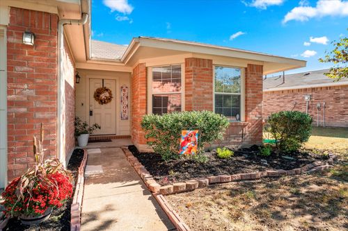 1142 Singletree Dr, Forney, TX, 75126-6532 | Card Image