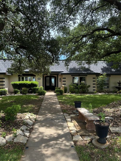 505 High Rd, Coleman, TX, 76834-3611 | Card Image