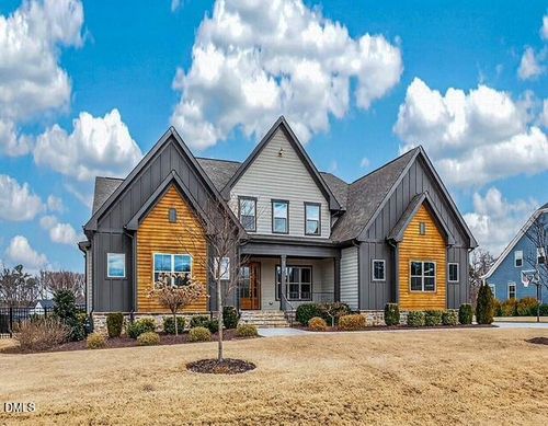 8012 Woodcross Way, Wake Forest, NC, 27587-3324 | Card Image