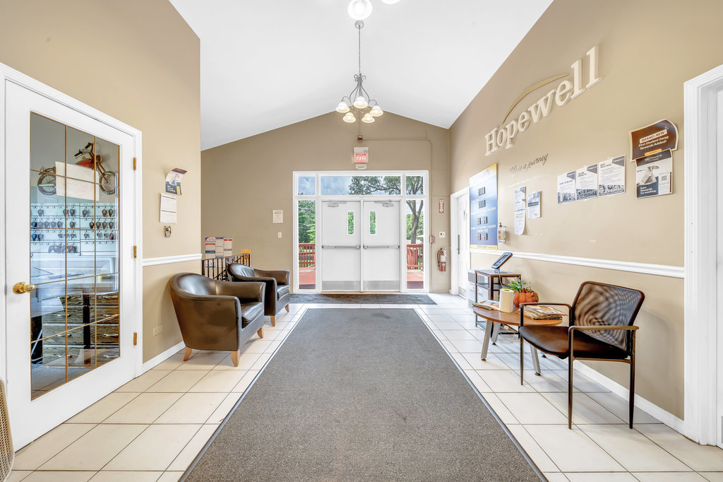 Commercial Sale in New Lenox 4