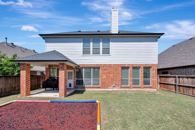 Lots of yard space | Image 37