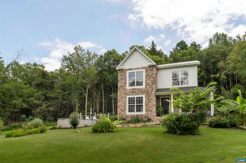 5860 Bearwood Rd, CROZET, VA, 22932-2624 | Card Image