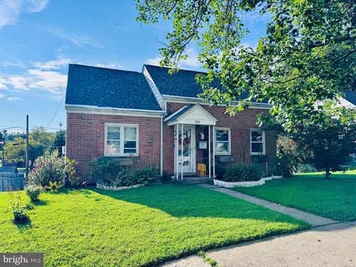 228 Beverly Pl, READING, PA, 19611-1806 | Card Image