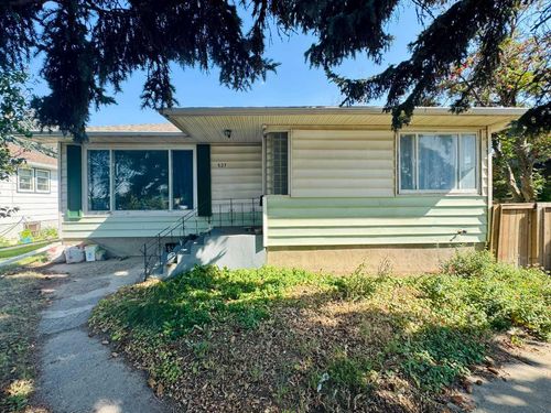 537 23 St S, Lethbridge, AB, T1J3M9 | Card Image