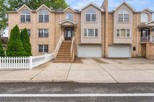 640 Riverside Ave, Lyndhurst, NJ, 07071-3006 | Card Image