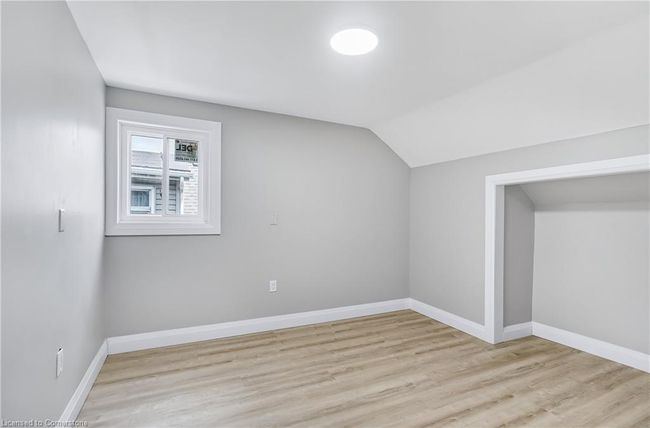 10 Comet Ave, House other with 5 bedrooms, 3 bathrooms and 1 parking in Hamilton ON | Image 31