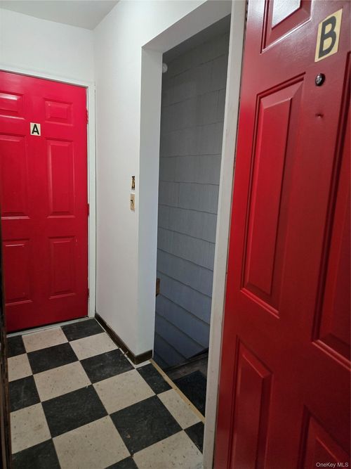 apt-b-410-B Main St, Port Jefferson, NY, 11777-1745 | Card Image