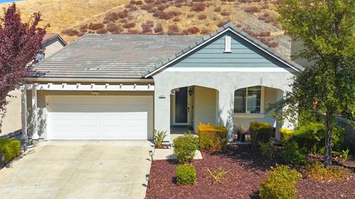 9077 Golf Canyon Drive, Patterson, CA, 95363 | Card Image