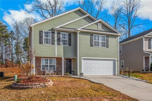 6729 Capstone Ct, Rural Hall, NC, 27045-9951 | Card Image