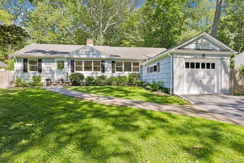67 Quaker Path, Stony Brook, NY, 11790-1334 | Card Image