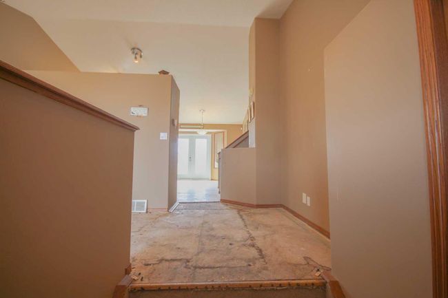323 Highland Circle, House other with 3 bedrooms, 3 bathrooms and 4 parking in Strathmore AB | Image 4