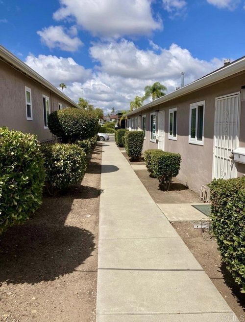 c-8835 La Mesa Blvd, La Mesa, CA, 91942-5433 | Card Image