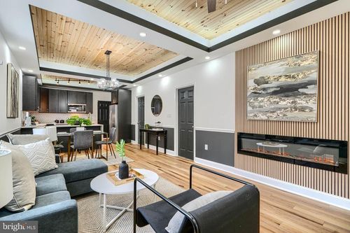 2200 N Longwood St, BALTIMORE, MD, 21216-2804 | Card Image