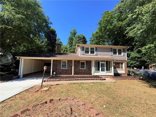 2607 Antoine Dr, Greensboro, NC, 27407-5909 | Card Image