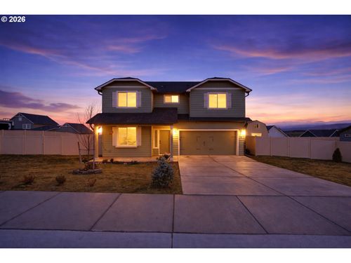 5 Patty Cir, Milton-Freewater, OR, 97862-6712 | Card Image