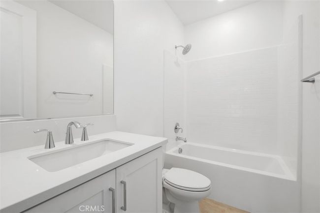 125 Seep, Condo with 4 bedrooms, 4 bathrooms and 2 parking in Irvine CA | Image 34