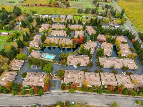 36 Fountain Grove Cir, Napa, CA, 94558-2482 | Card Image