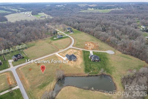 154 Carters Farm Dr, Statesville, NC, 28625-8022 | Card Image