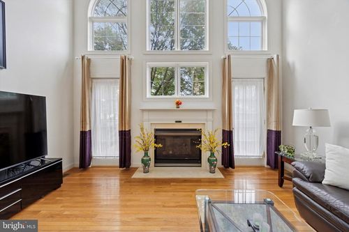 1255 Johnson Ln, AMBLER, PA, 19002-1228 | Card Image