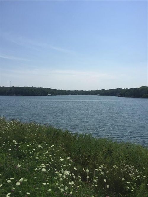 9 Fishing Lake Dr, Mound City, KS, 66056 | Card Image