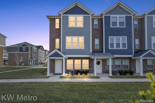 5931 Stella, Troy, MI, 48085 | Card Image