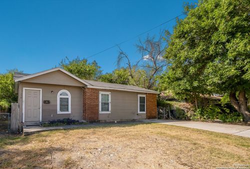 638 Hood St, San Antonio, TX, 78208-1732 | Card Image