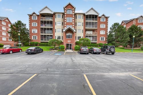 4nw-7919 Trinity Cir, Tinley Park, IL, 60487-5710 | Card Image