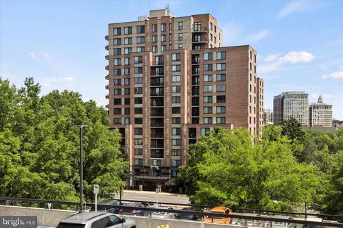 apt-819-2451 Midtown Ave, ALEXANDRIA, VA, 22303-1428 | Card Image