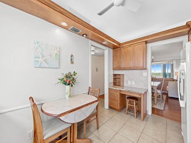 APT-928D - 3310 S Ocean Blvd, Condo with 1 bedrooms, 2 bathrooms and null parking in Highland Beach FL | Image 10