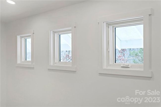 605 Hiawassee Ave, House other with 3 bedrooms, 3 bathrooms and null parking in Black Mountain NC | Image 43