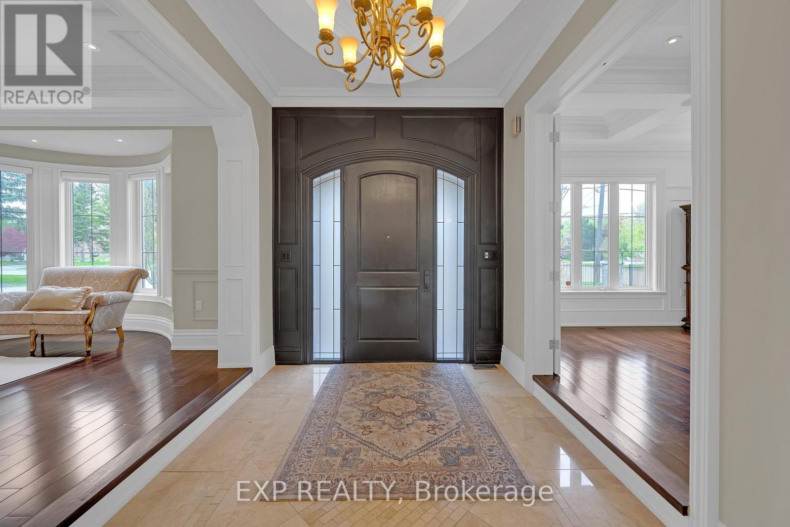 Residential in Richmond Hill (North Richvale) 5