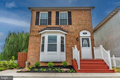 807 Washington Rd, WESTMINSTER, MD, 21157-5705 | Card Image