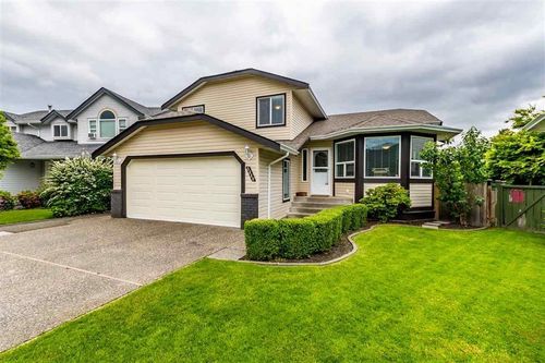 5848 Glendale Dr, Chilliwack, BC, V2R2Y5 | Card Image