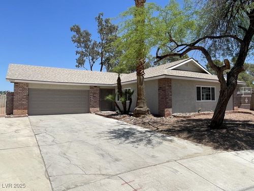 5030 Salinaz Circle, Las Vegas, NV, 89118 | Card Image