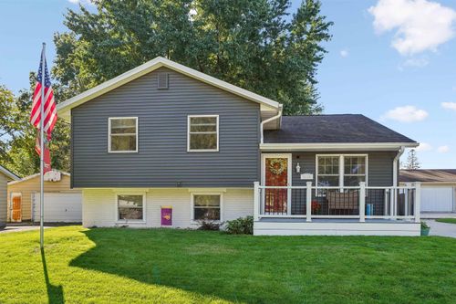 1113 Calumett Drive, Cedar Falls, IA, 50613 | Card Image