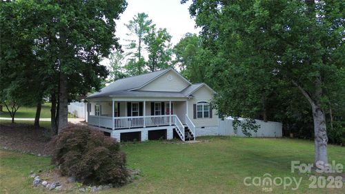 49 Laurel St, Granite Falls, NC, 28630-1709 | Card Image
