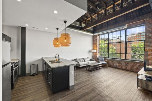 308-570 S Front St, Columbus, OH, 43215-5823 | Card Image
