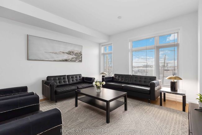1557 Midland Ave, House attached with 4 bedrooms, 4 bathrooms and 1 parking in Scarborough ON | Image 24