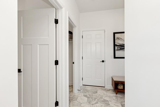 *Photo of model home, actual features may vary | Image 25