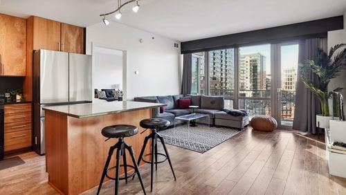 apt-702-929 Portland Ave, Minneapolis, MN, 55404-1244 | Card Image