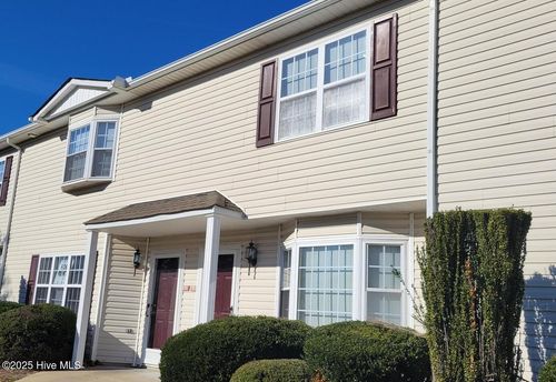apt-w3-4033 Cobblestone Dr, Greenville, NC, 27834-8881 | Card Image