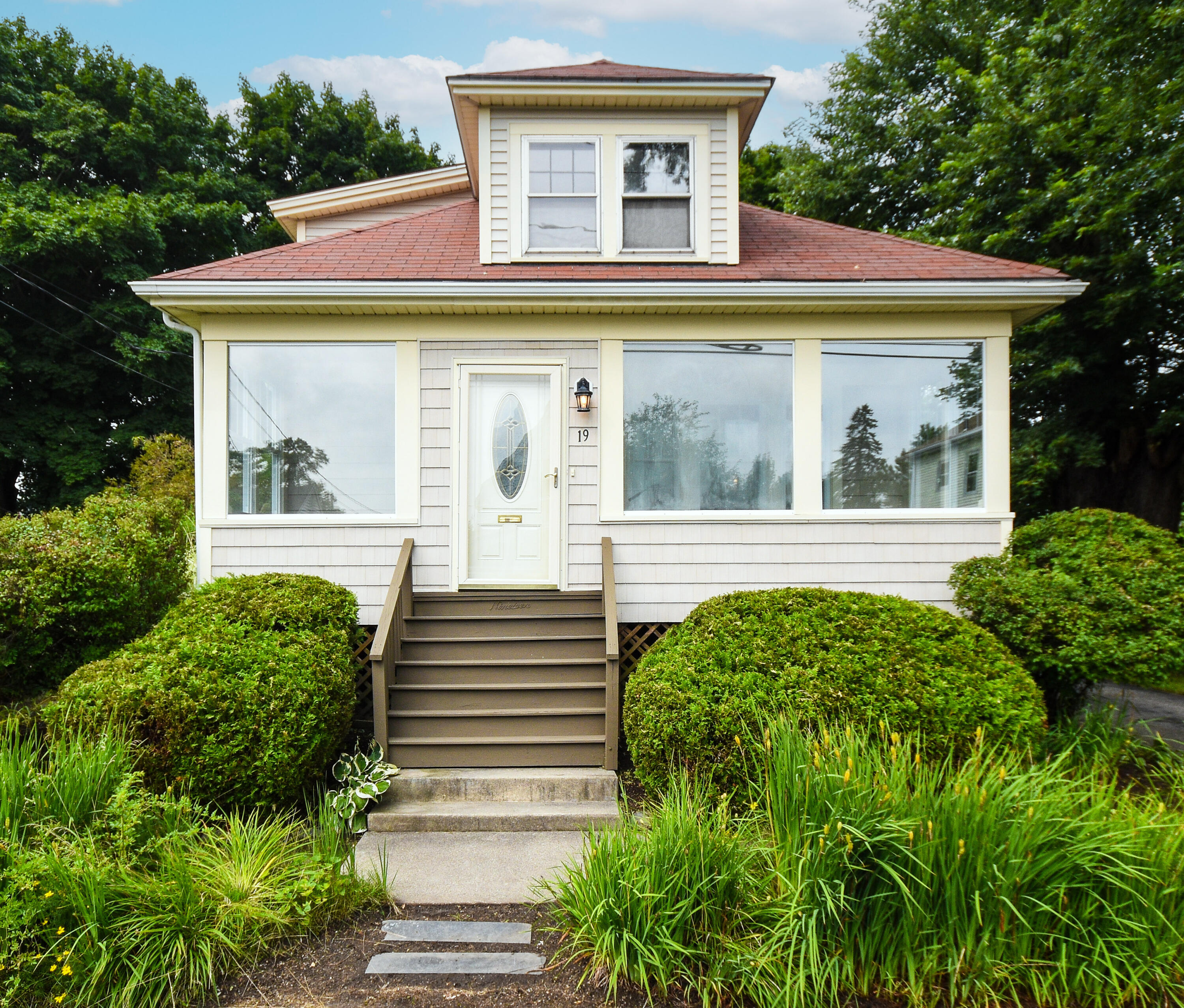 Morse St, South Portland, ME 04106