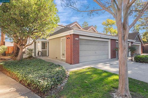 47 Glen Valley Cir, Danville, CA, 94526-4966 | Card Image